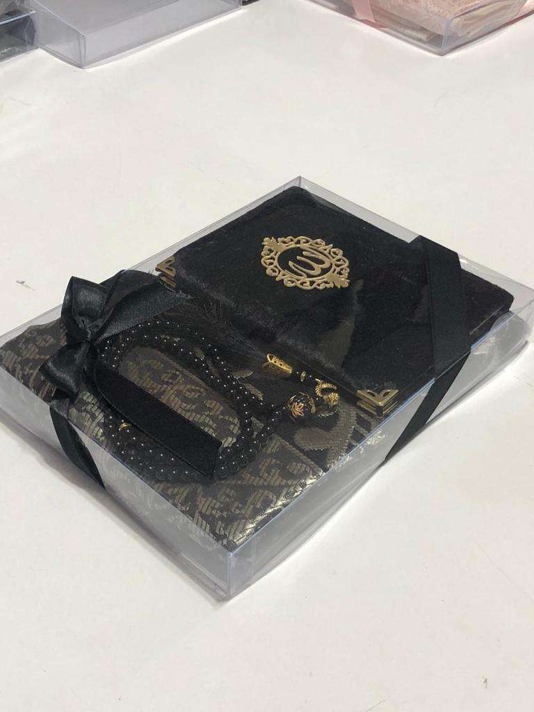 Coffret Cadeau Coran & Tapis de Prière avec Tasbih – Édition Élégante (Plusieurs Coloris)