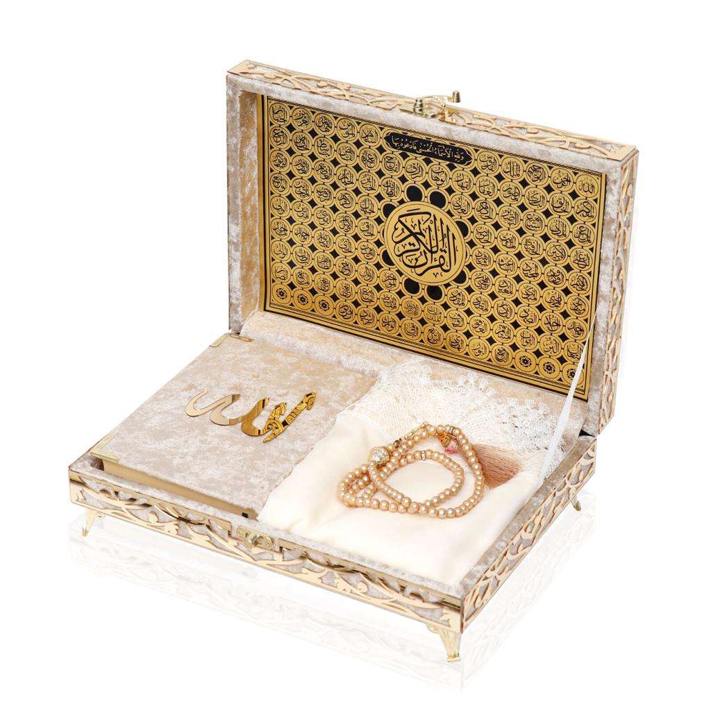 Coffret Prière Prestige avec Coran, Tapis et Tasbih – Finition Luxe (Plusieurs Coloris)